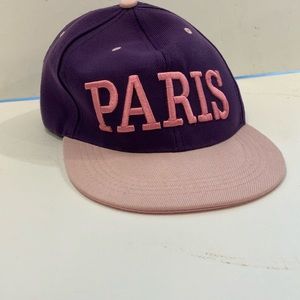 PARIS hat